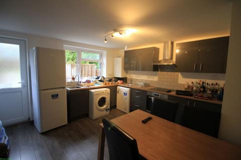 4 bedroom terraced house to rent, Charterhouse, Coventry CV1