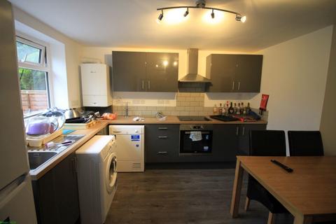 4 bedroom terraced house to rent, Charterhouse, Coventry CV1