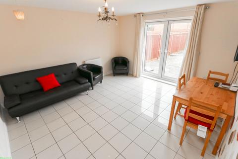 3 bedroom terraced house to rent, Charterhouse, Coventry CV3