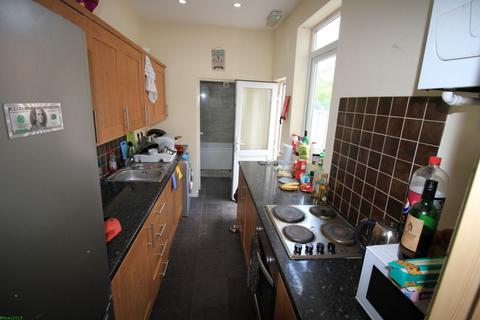 4 bedroom terraced house to rent, Charterhouse, Coventry CV1