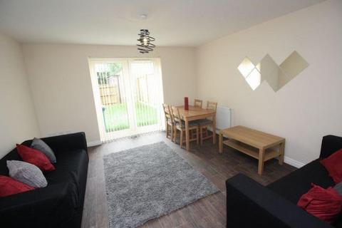 4 bedroom terraced house to rent, Stoke, Coventry CV3