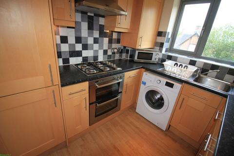 3 bedroom flat to rent, Drapers Fields, Coventry CV1