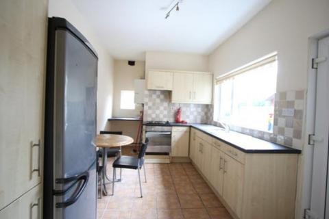 4 bedroom terraced house to rent, Charterhouse, Coventry CV1