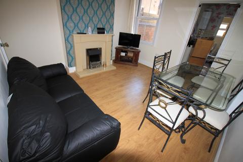 4 bedroom terraced house to rent, Earlsdon, Coventry CV5