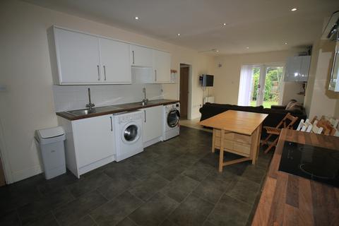 8 bedroom terraced house to rent, Coventry CV4