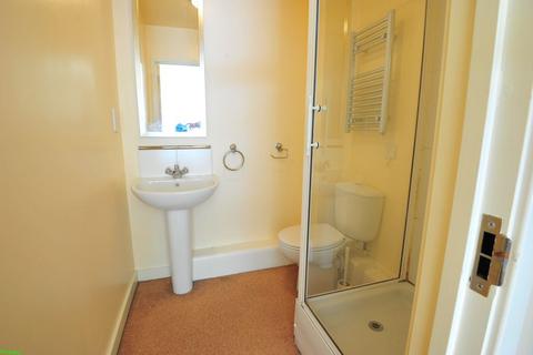 2 bedroom terraced house to rent, Bodiam Hall, Coventry CV1
