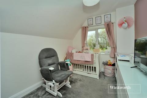 290 Gander Green Lane, Cheam, Sutton, SM3 9QF