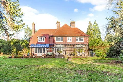 4 bedroom house for sale, Chenies Road, Chorleywood, Rickmansworth, Hertfordshire, WD3