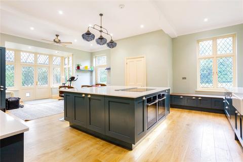 4 bedroom house for sale, Chenies Road, Chorleywood, Rickmansworth, Hertfordshire, WD3