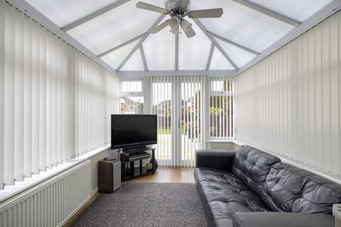 83 Talbot Drive, Briercliffe, Burnley, BB10 2RT