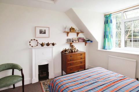 31 Horne Road, Ilfracombe, EX34 8HD