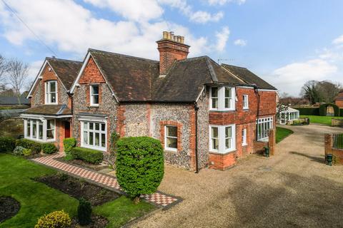 7 bedroom detached house for sale, The Green, Croxley Green, Rickmansworth, Hertfordshire, WD3