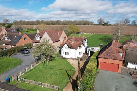 5 bedroom property with land for sale, Plot at Wolverton Fields, Norton Lindsey, Warwick