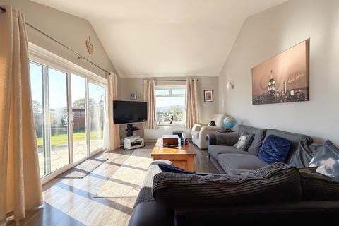 58 Causeway View, Nailsea, Bristol, BS48 2XL