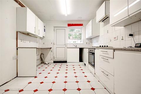 2 bedroom end of terrace house for sale, Stoneleigh Avenue, Enfield, EN1