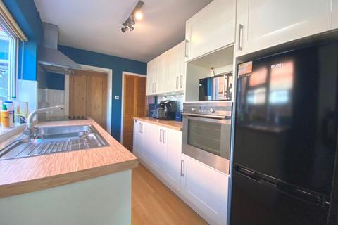 18 Moore Street, Northampton, NN2 7HX