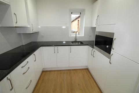 2 bedroom flat for sale, Ireland Crescent, Cookridge