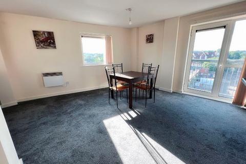 2 bedroom flat to rent, Marsden Road, Bolton BL1