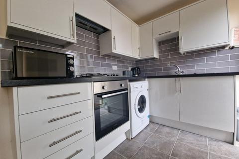 5 bedroom semi-detached house to rent, Coombe Road, BRIGHTON BN2