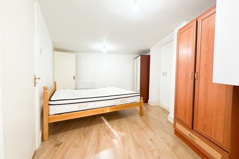1 bedroom flat to rent, Forburg Road, London N16