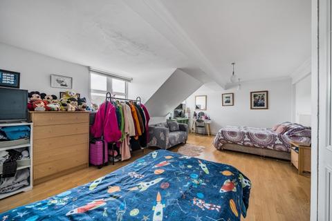 2 bedroom flat to rent, Belvedere Heights St John's Wood NW8