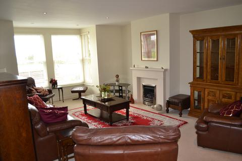 2 bedroom apartment for sale, St. Georges Place, St. Margarets-At-Cliffe CT15
