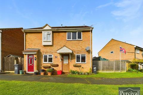 2 bedroom semi-detached house for sale, Hunt Road, Earls Colne, Colchester, Essex, CO6
