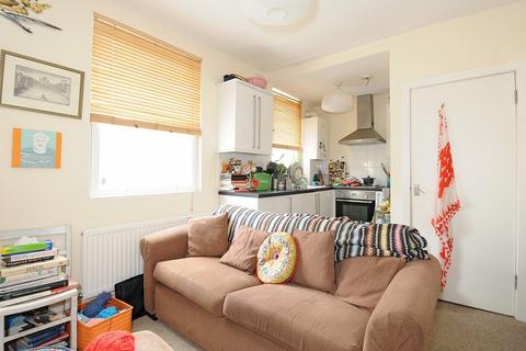 1 bedroom apartment to rent, Choumert Road London SE15