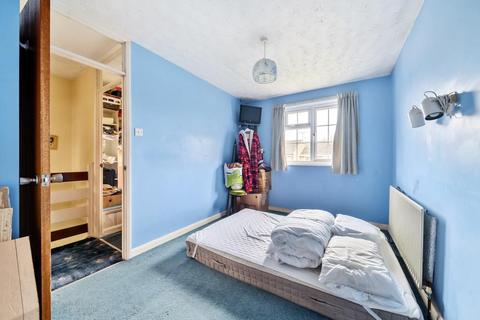 18 Grantham Close, Freshbrook, Swindon, SN5 8NZ
