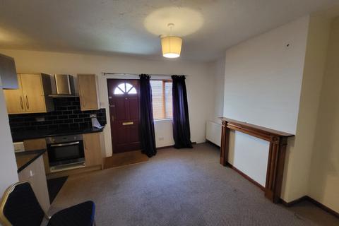 1 bedroom maisonette to rent, 16 Russell Street, Luton LU1