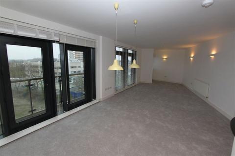 2 bedroom flat to rent, Cliff Road, Plymouth PL1