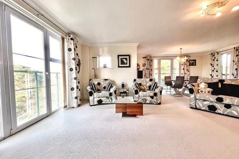 3 bedroom flat for sale, Branksome Park