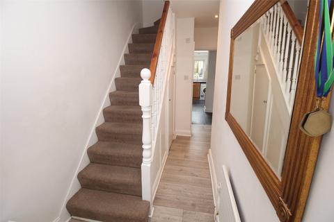 4 bedroom terraced house for sale, Daneland, East Barnet EN4