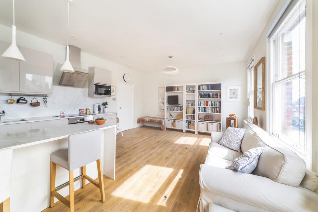 Reception/Kitchen
