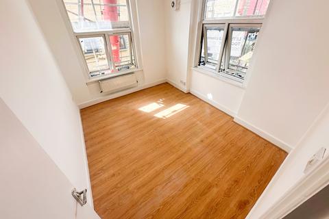 5 bedroom flat to rent, Millers Terrace, London E8