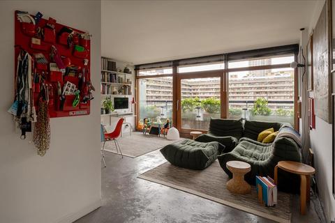 1 bedroom apartment for sale, Willoughby House, Barbican, London, EC2Y