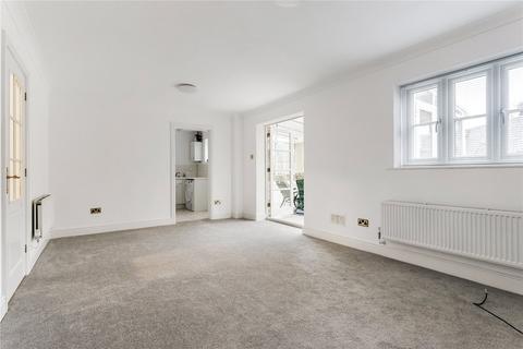 3 bedroom terraced house to rent, Shepherds Way, Stow on the Wold, Cheltenham, Gloucestershire, GL54