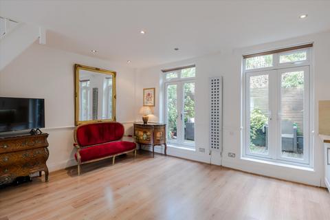 3 bedroom terraced house for sale, Northwick Close, St John's Wood, London, NW8.