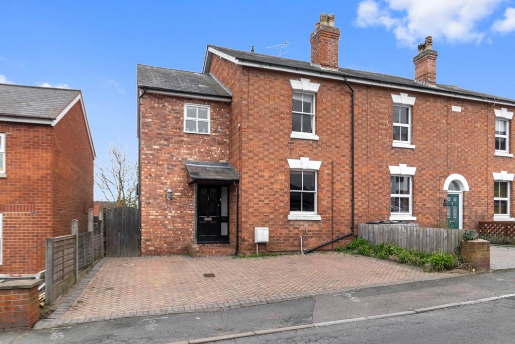 Newtown Road, Malvern 3 bed semidetached house for sale £350,000