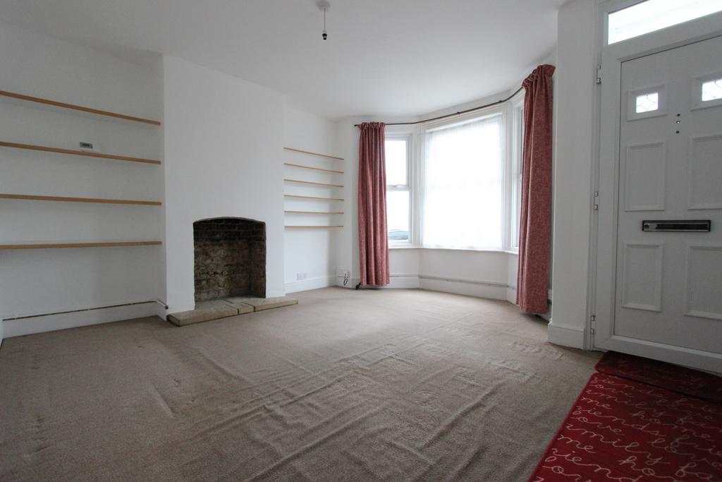 Hamilton Road, Deal, CT14 2 bed terraced house for sale £224,995