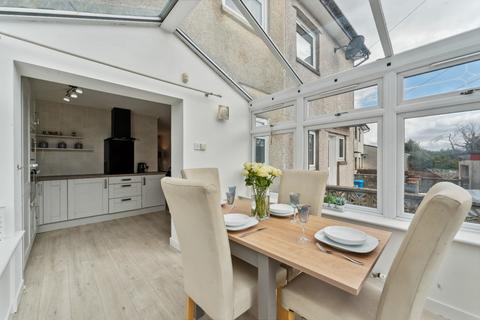 41 Hillend Crescent, Clarkston, Glasgow, G76 7XU