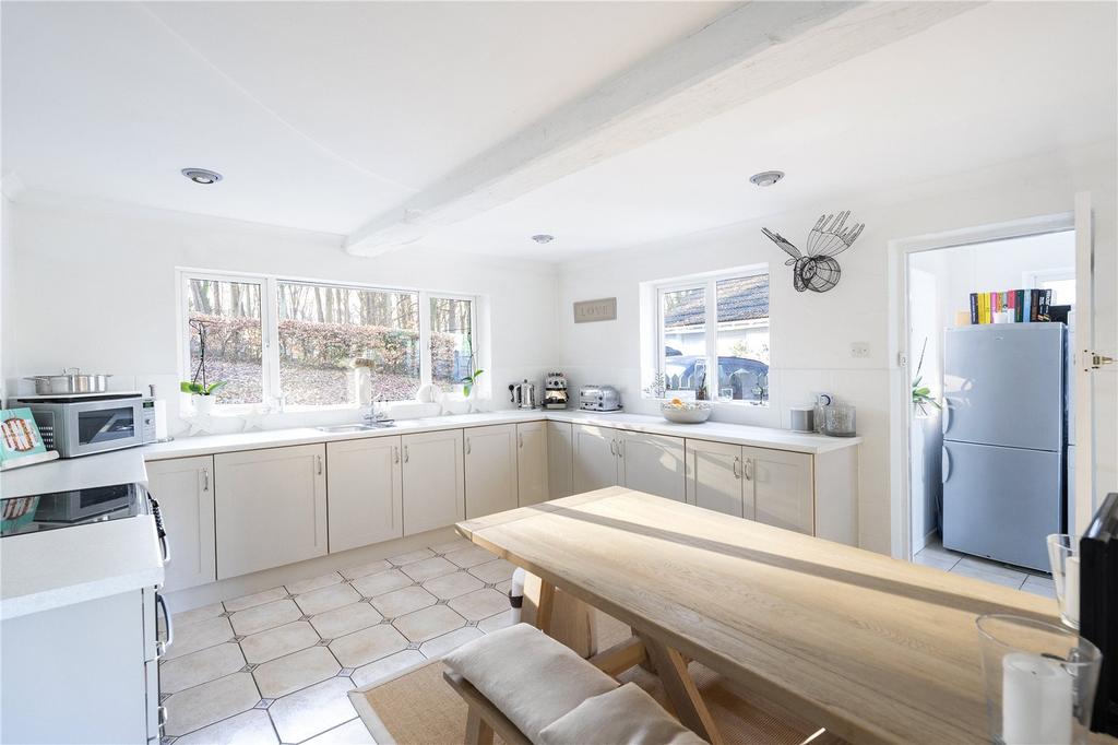 Kitchen/Dining
