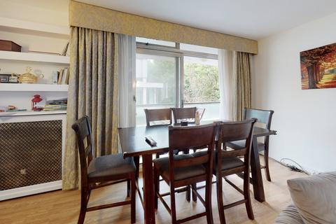 3 bedroom apartment for sale, Century Court, Grove End Road, London, NW8