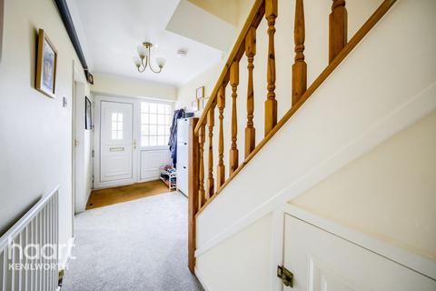 42 Brookside Avenue, Kenilworth, CV8 1ET