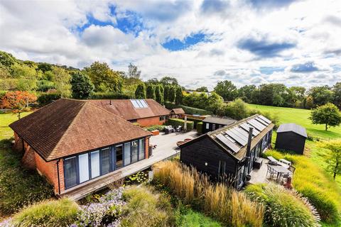 4 bedroom detached house for sale, Smithwood Common, Cranleigh, Surrey, GU6