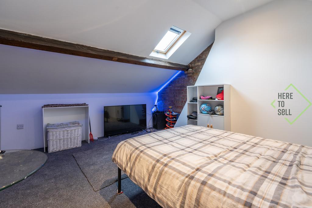 28 Sketty Road EN1 3 SE-32