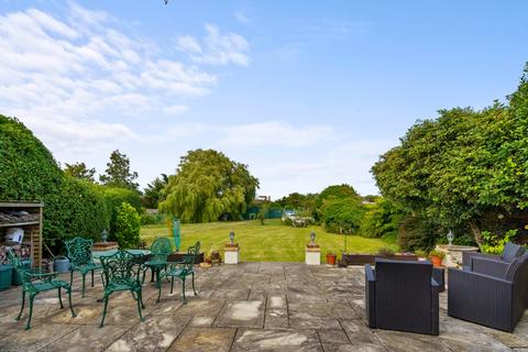 24 Mill Road, Dymchurch, Romney Marsh, TN29 0NY