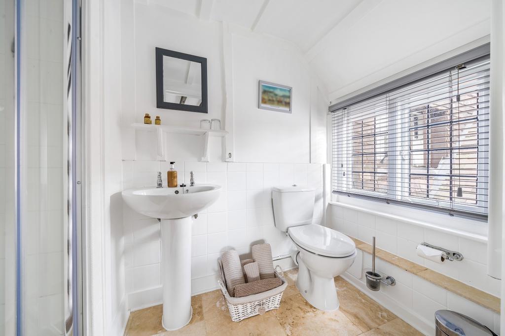 Ensuite