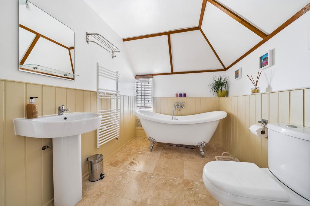Ensuite