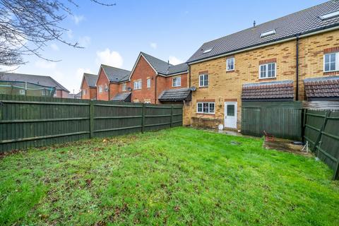 5 bedroom end of terrace house for sale, Carter Close, Hawkinge, CT18